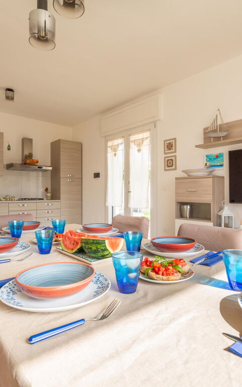 Villa Palibella: Cuisine, Salle à manger, Salon