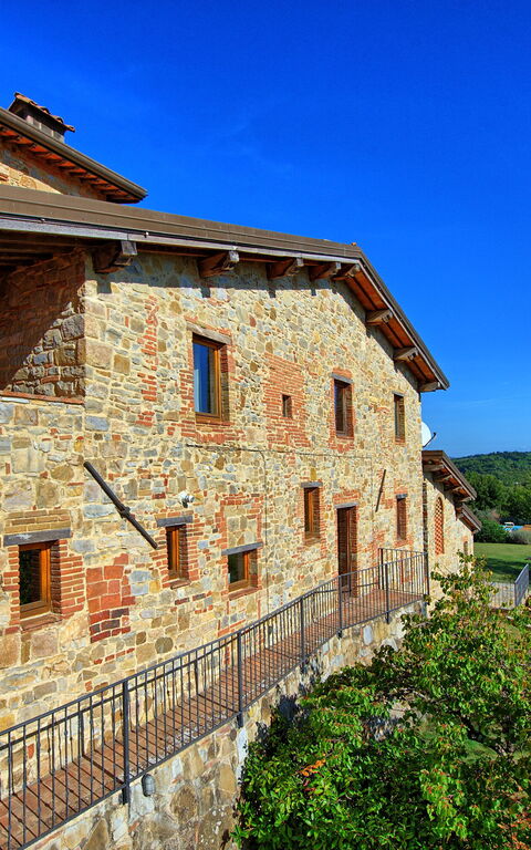 Torre: Extérieur, Extérieurs