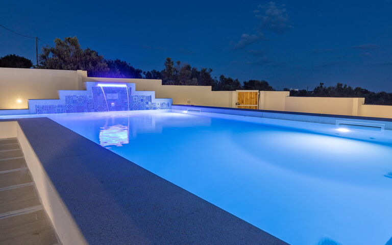 Villa Don Carmine: bassin, Extérieur, Extérieurs