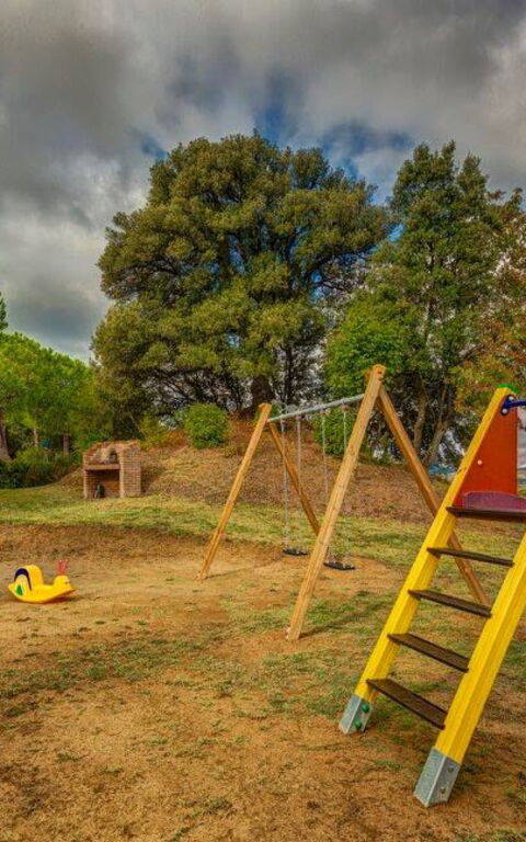 Leccino: Extérieur, Extérieurs, Jardin, Vues