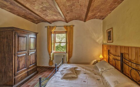 Logement Leccino 2: chambre à coucher