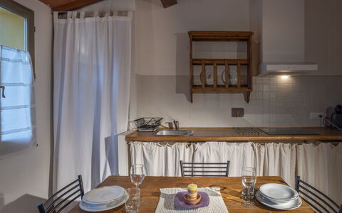 Logement Mattacchione: Cuisine, Salle à manger