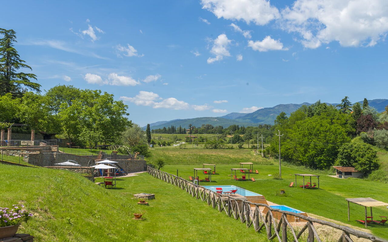 Le Fornaci: Extérieur, Extérieurs, Jardin, Vues
