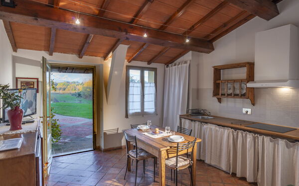 Logement Mattacchione: Cuisine, Salle à manger