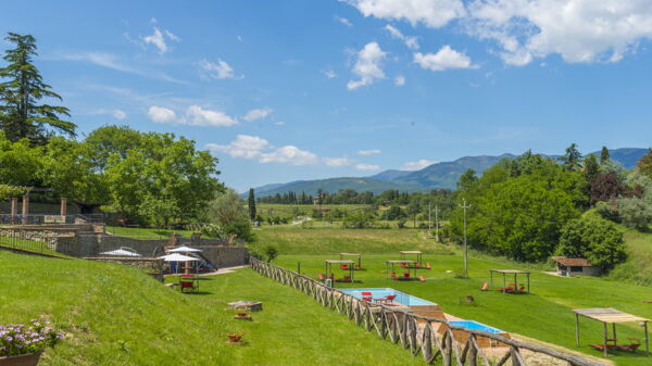 Le Fornaci: Extérieur, Extérieurs, Jardin, Vues