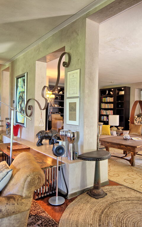 Villa Barbarella: Salon