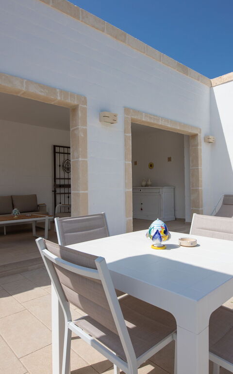 Terra Mater: Extérieur, Extérieurs