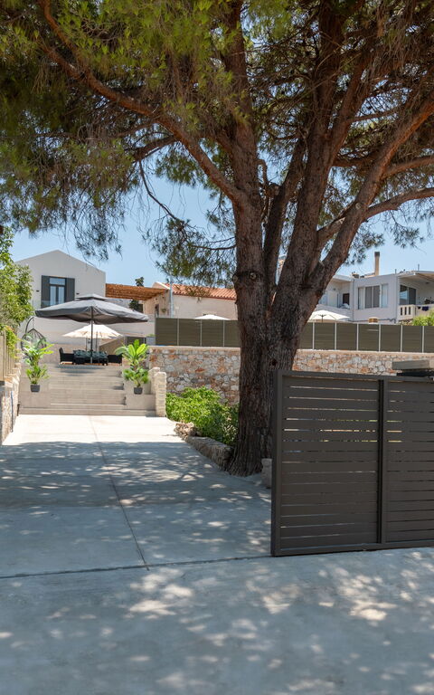 Villa Paul: Entrée principale, Extérieur, Extérieurs