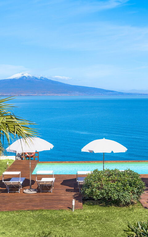 Villa Coralia: bassin, Extérieur, Extérieurs, Jardin, Vues