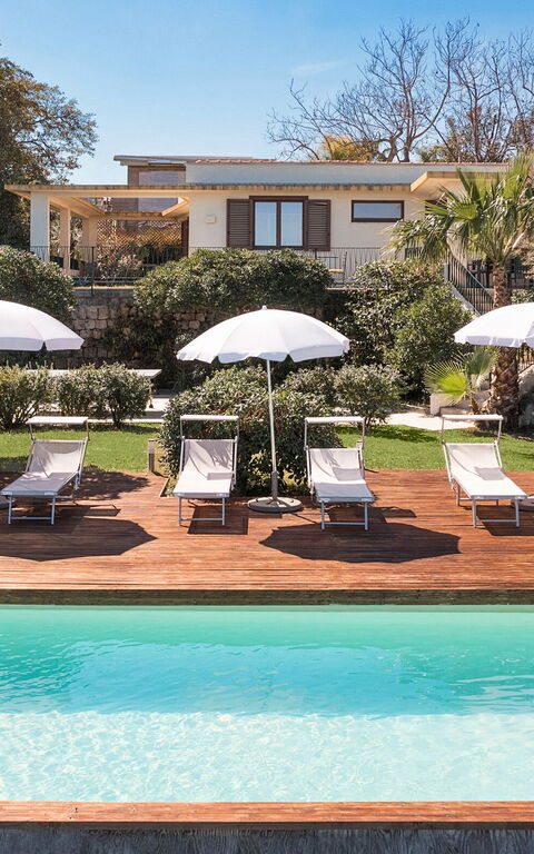 Villa Coralia: bassin, Extérieur, Extérieurs