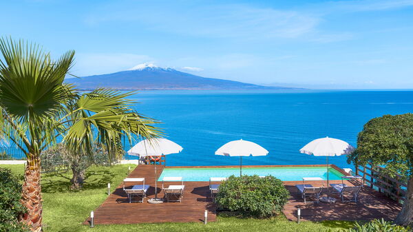 Villa Coralia: bassin, Extérieur, Extérieurs, Jardin, Vues