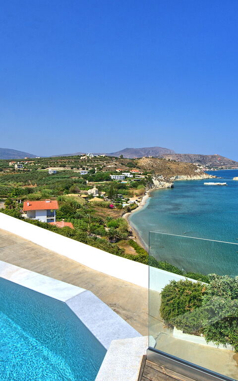 Villa Sapphire: bassin, Extérieur, Vues