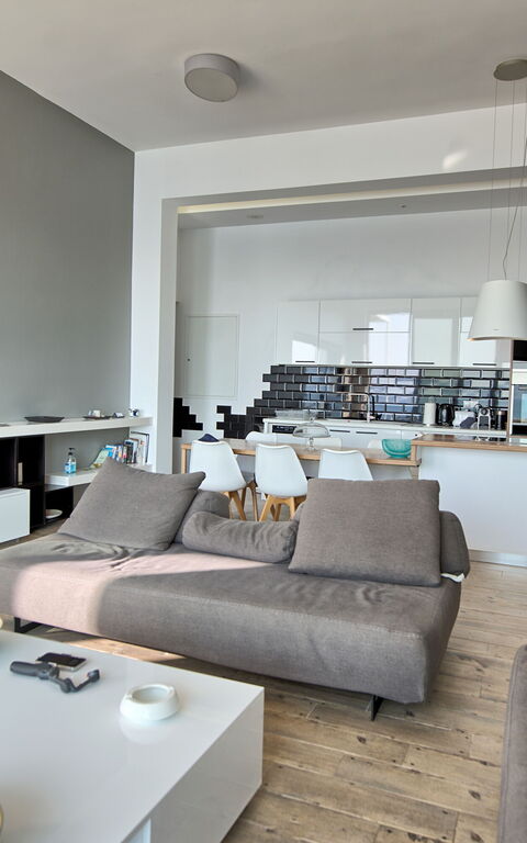 Villa Sapphire: Cuisine, Salon