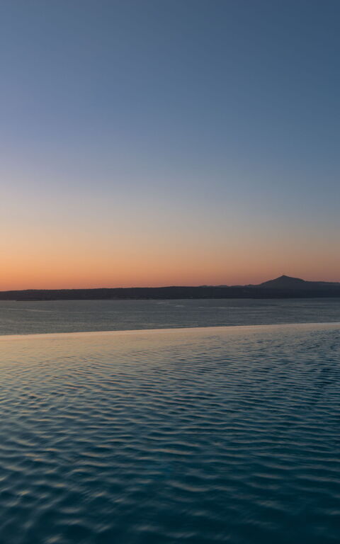 Villa Sapphire: bassin, Extérieur, Vues