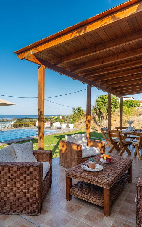 Villa Rose: Balcon / Terrasse / Patio, bassin, Extérieur, Extérieurs, Jardin, Vues