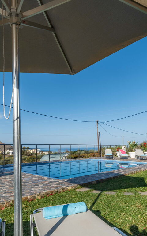 Villa Rose: bassin, Extérieur, Extérieurs, Jardin, Vues