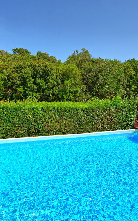 Casale Argentario: bassin, Extérieur