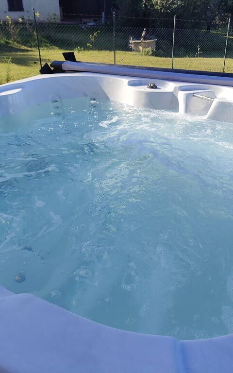 Casa Andrea: Extérieur, jacuzzi