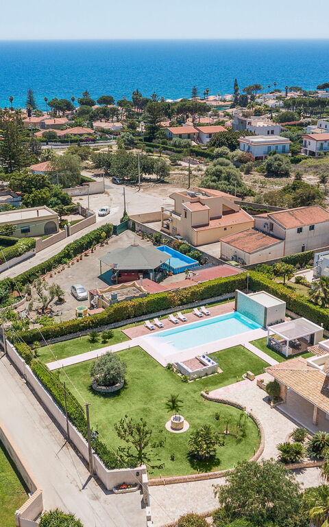 Villa Dilecta: bassin, Vues