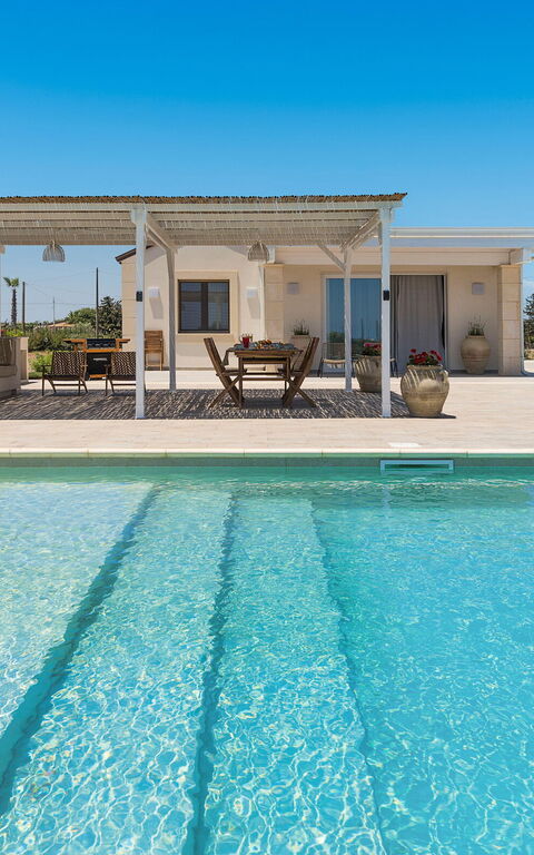 Villa Paolina: bassin, Extérieur, Extérieurs