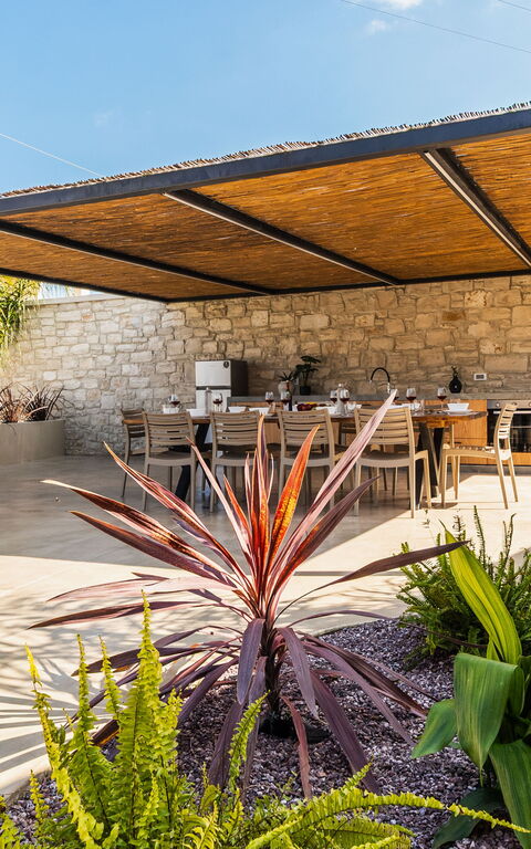 Villa Serenity: Balcon / Terrasse / Patio, Extérieur, Jardin