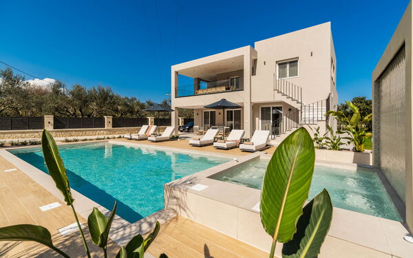 Villa Serenity: bassin, Extérieur, Extérieurs