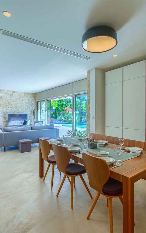 Villa Pine Haven: Salle à manger