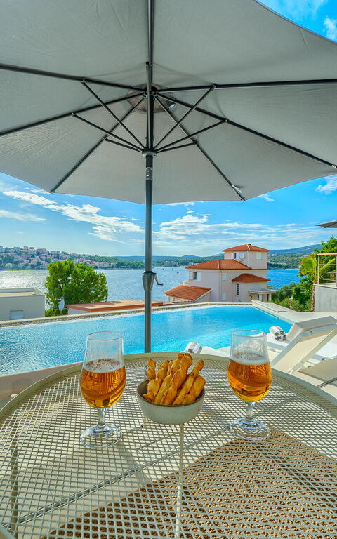 Villa Allina: bassin, Extérieur, Extérieurs, Vues