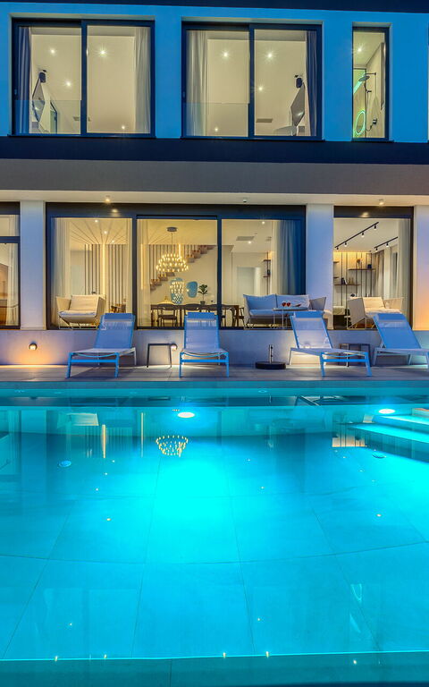 Villa Allina: bassin, Extérieur, Extérieurs