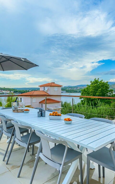 Villa Allina: Extérieur, Extérieurs, Vues