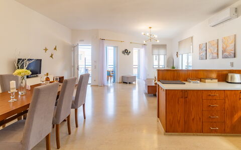 Logement Christianna Apartments 1: Cuisine, Salle à manger, Salon