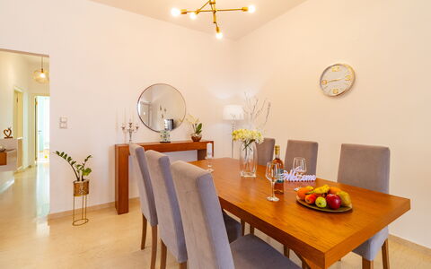 Logement Christianna Apartments 1: Cuisine, Salle à manger, Salon