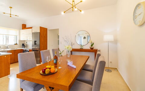 Logement Christianna Apartments 1: Cuisine, Salle à manger, Salon
