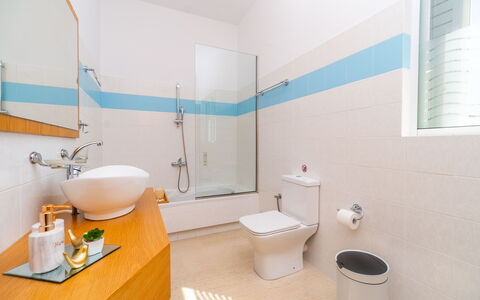Logement Christianna Apartments 1: Salle de bain
