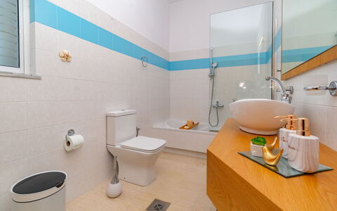 Logement Christianna Apartments 2: Salle de bain