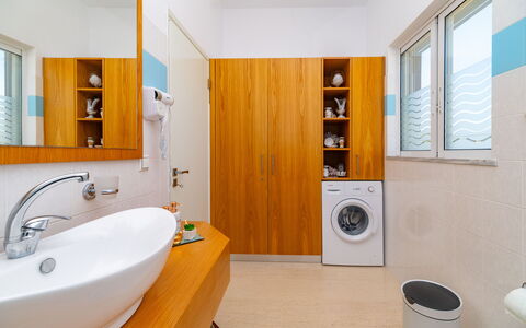 Logement Christianna Apartments 2: Salle de bain