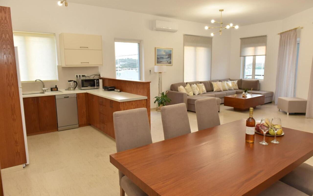 Logement Christianna Apartments 1: Cuisine, Salle à manger, Salon