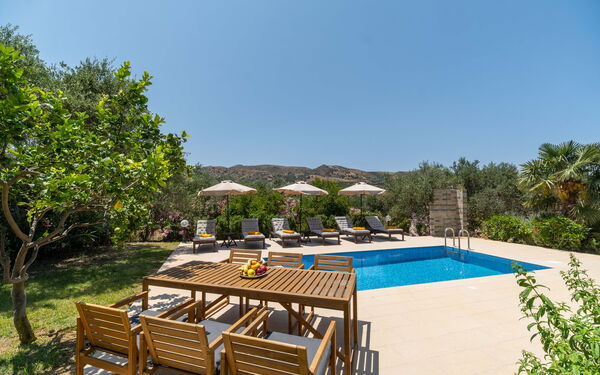 Villa Aetheria: bassin, Extérieur, Extérieurs, Jardin