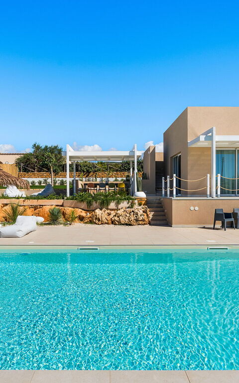 Villa Castalia: bassin, Extérieur, Extérieurs