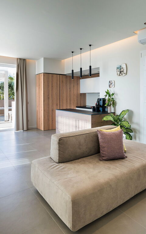 Villa Castalia: Cuisine, Salle à manger, Salon