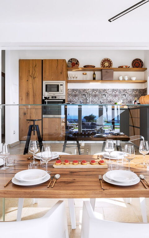 Villa Erakle: Cuisine, Salle à manger