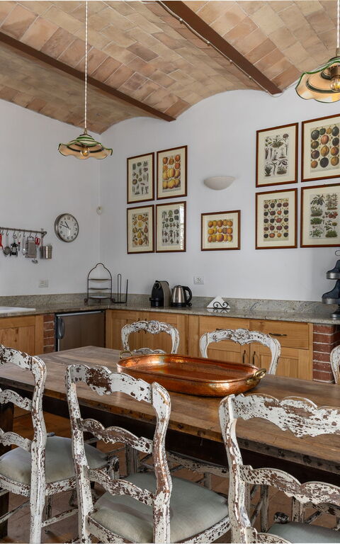 Casale Delle Mele: Cuisine, Salle à manger