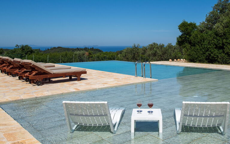 Villa Sunset: bassin, Extérieur, Vues