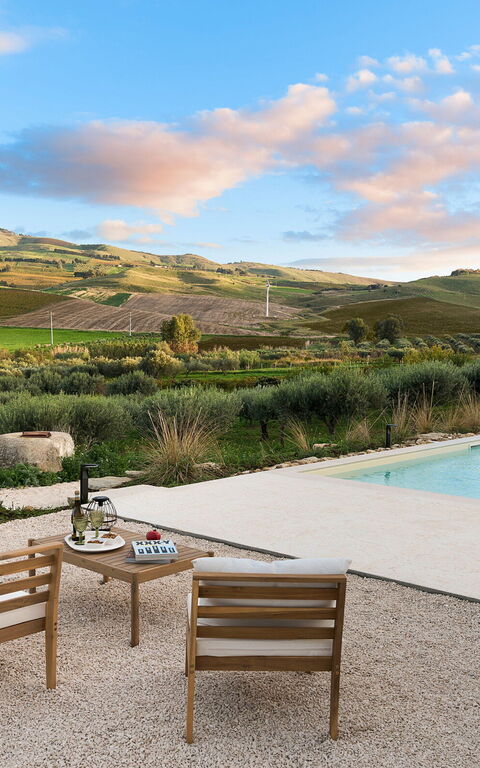 Villa Sike: bassin, Extérieur, Extérieurs, Vues