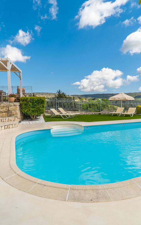 Villa Faye: bassin, Été, Extérieur, Printemps