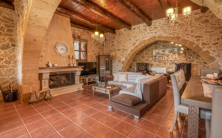 Villa Dimmare: Salon