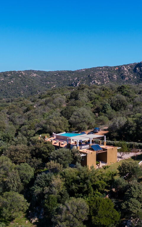 Villa Sole Tra i Ginepri: bassin, Vues