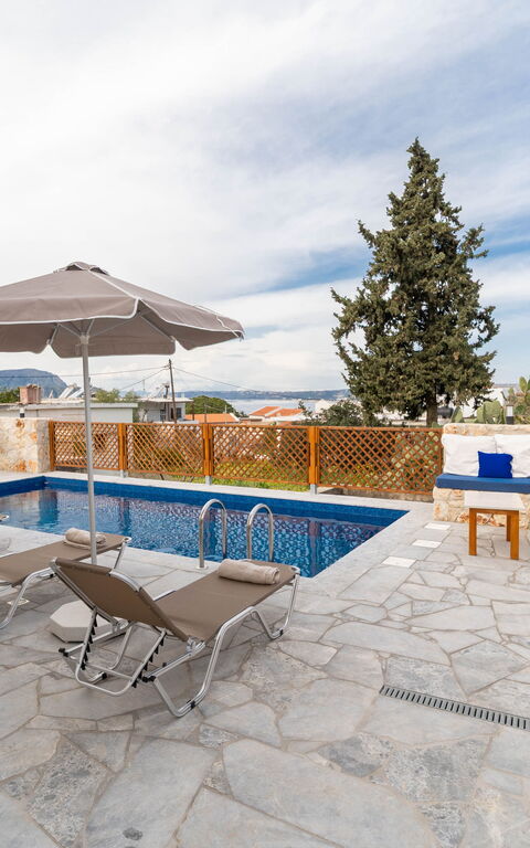 Villa Blini: bassin, Extérieur, Extérieurs