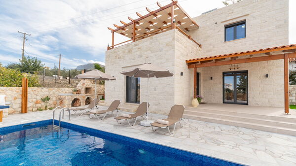 Villa Blini: bassin, Extérieur, Extérieurs