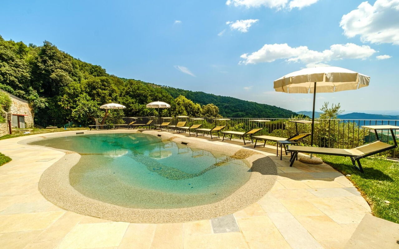 Villa Laparelli Pitti: bassin, Extérieur, Extérieurs